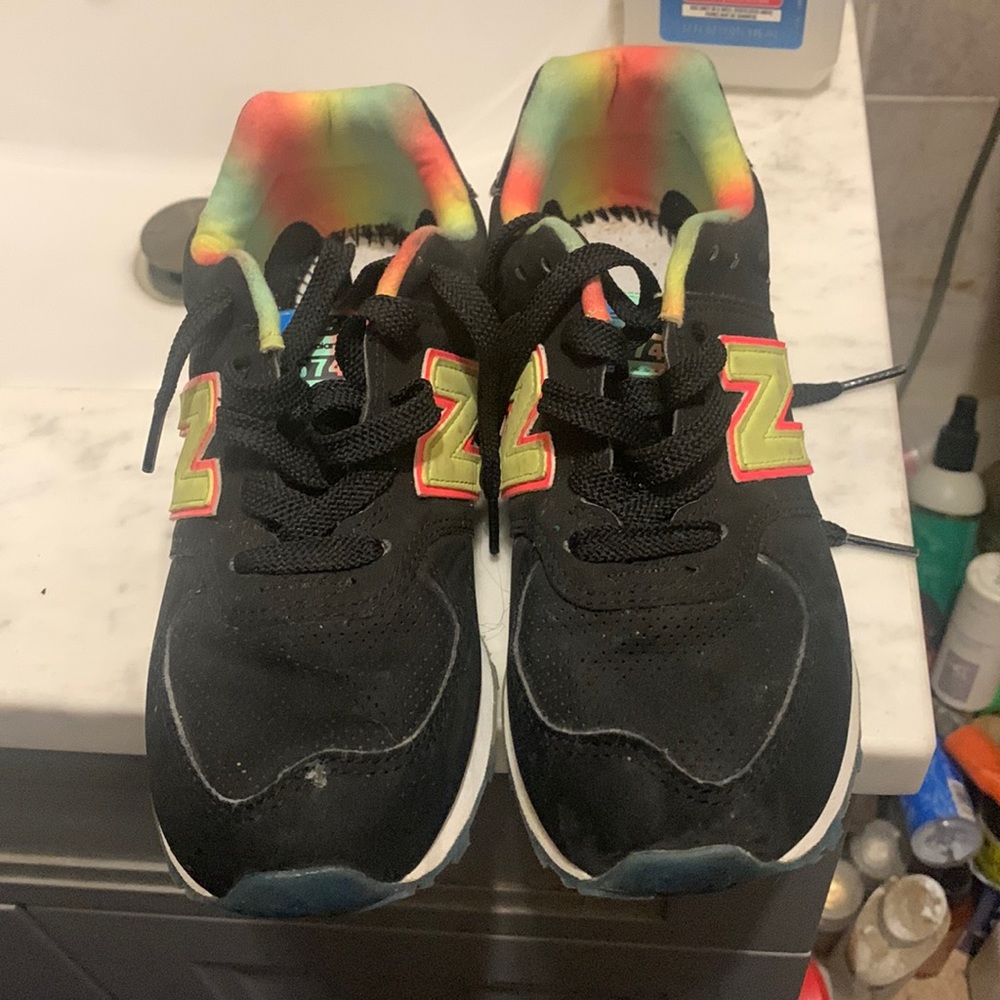 New balance shoes